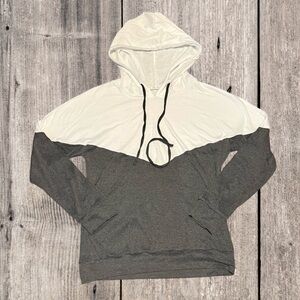 Women’s Gray & White Colorblock Lightweight Long Sleeve Hooded Top, Size M